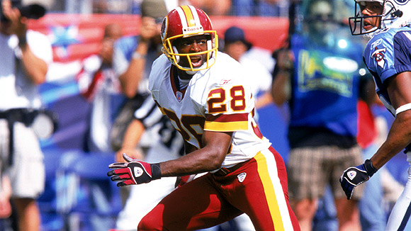 Former Cornerback Darrell Green Runs 4.43 Second 40-Yard Dash at Age 50 